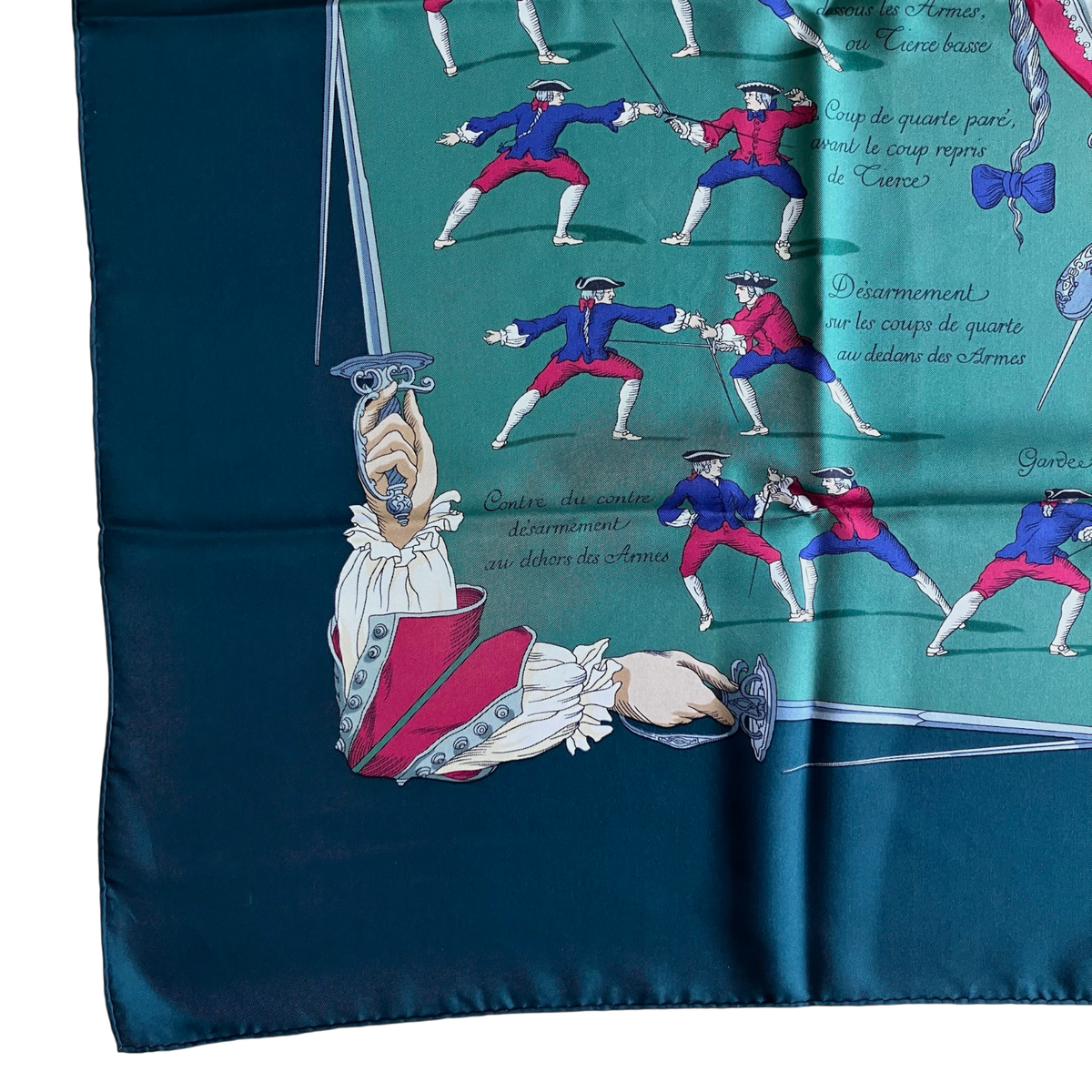 ★ヴィンテージ★HERMESスカーフカレ90 TRAITE DES ARMES HERMES Carre 90 