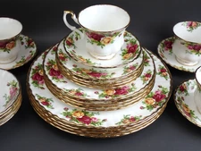 24pc SET Royal Albert Old Country Roses Made in England Service 4 w/ Fruit Bowls