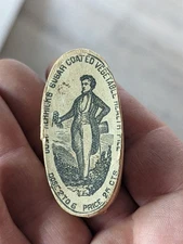 19th Century Tiny Wood Pill Box with advertising Dr. HERRICK'S VEGETABLE PILL
