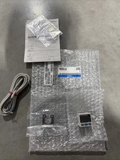 SMC PSE303-LA PRESSURE SENSOR CONTROLLER Kit *NEW*