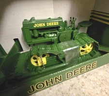 John Deere Lindeman Crawler With Blade Made By Spec Cast Stock #JDM-135