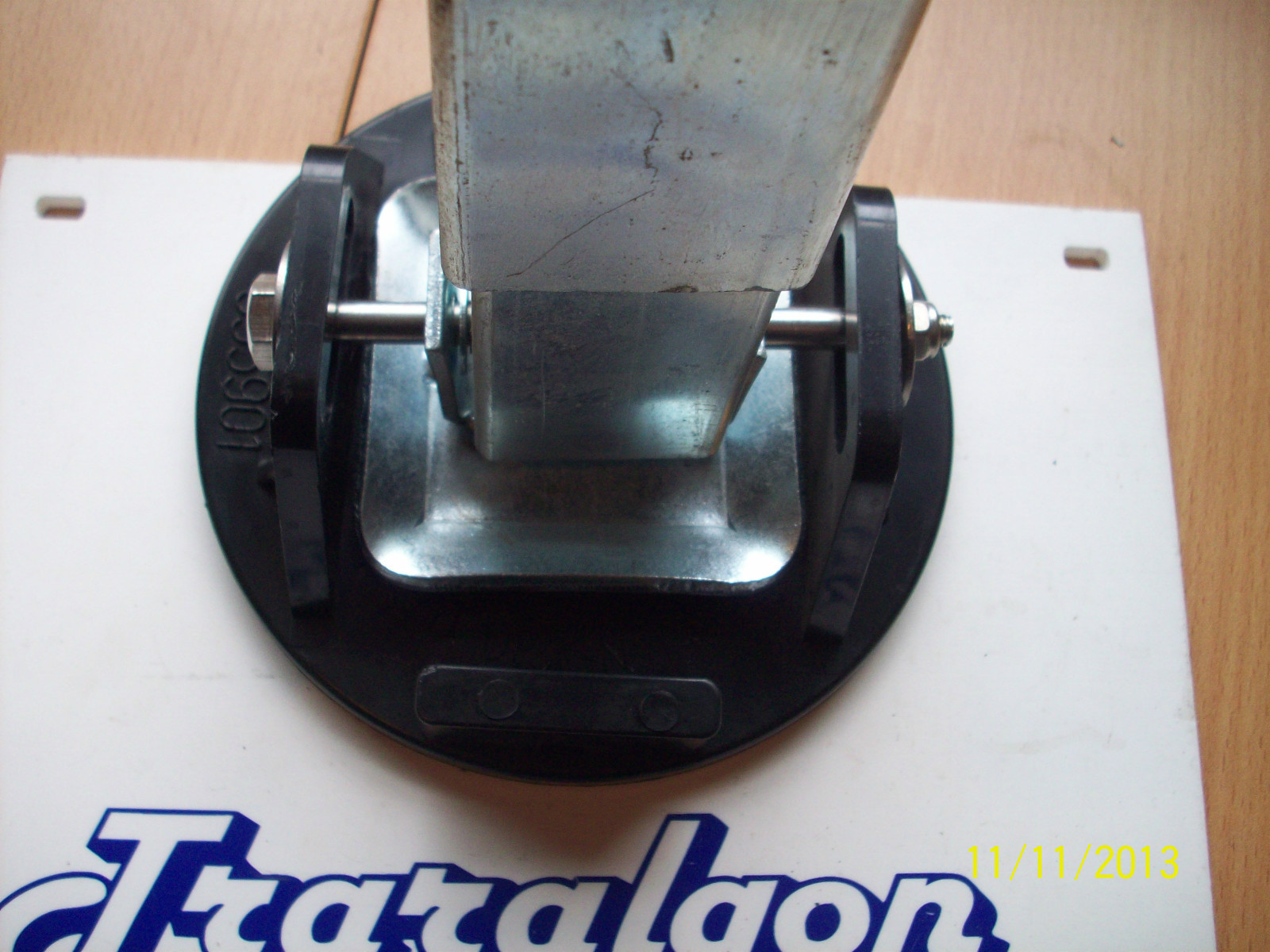 Alko corner stabiliser caravan stand for trailer or camper stabilizer