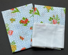NEW! Vintage Estate FLORAL Flowers Pair PILLO...