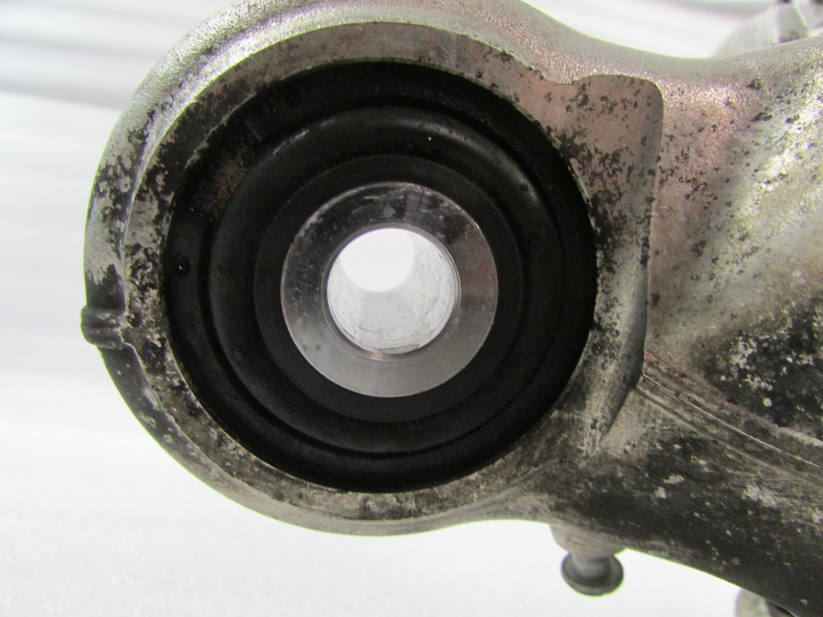 Ferrari California, LH, Left Rear Knuckle / Stub, Used, P/N 299933