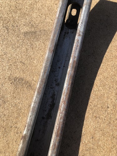 1970 71 2 CUDA CHALLENGER DOOR GLASS UP WINDOW GUIDE TRACK 2895640 RIGHT AAR T/A - Picture 6 of 9