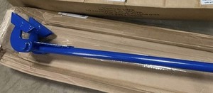 Unused Vestil model skb-dlx pallet buster 41” handle 