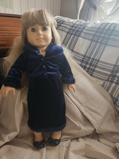 BEAUTIFUL BLUE EYED STRAWBERRY BLONDE AMERICAN GIRL DOLL..