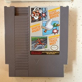 Super Mario Bros. Duck Hunt World Class Track Meet Nintendo NES w/Manual