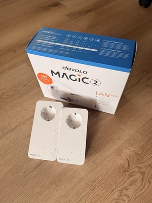 devolo Magic 2 Powerline LAN Triple Starter Kit 2.4 GBit/s - Weiß