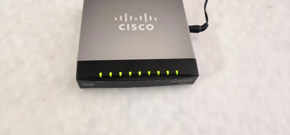 Cisco SF100D-08 SD208T V01 8-Port 10/100 Desktop Network LAN Switch EXCL PSU - Image 2 of 4