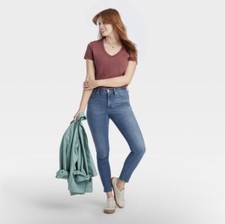 NEW Universal Thread Women's Size 00 Long High-Rise Skinny Jeans Medium Blue