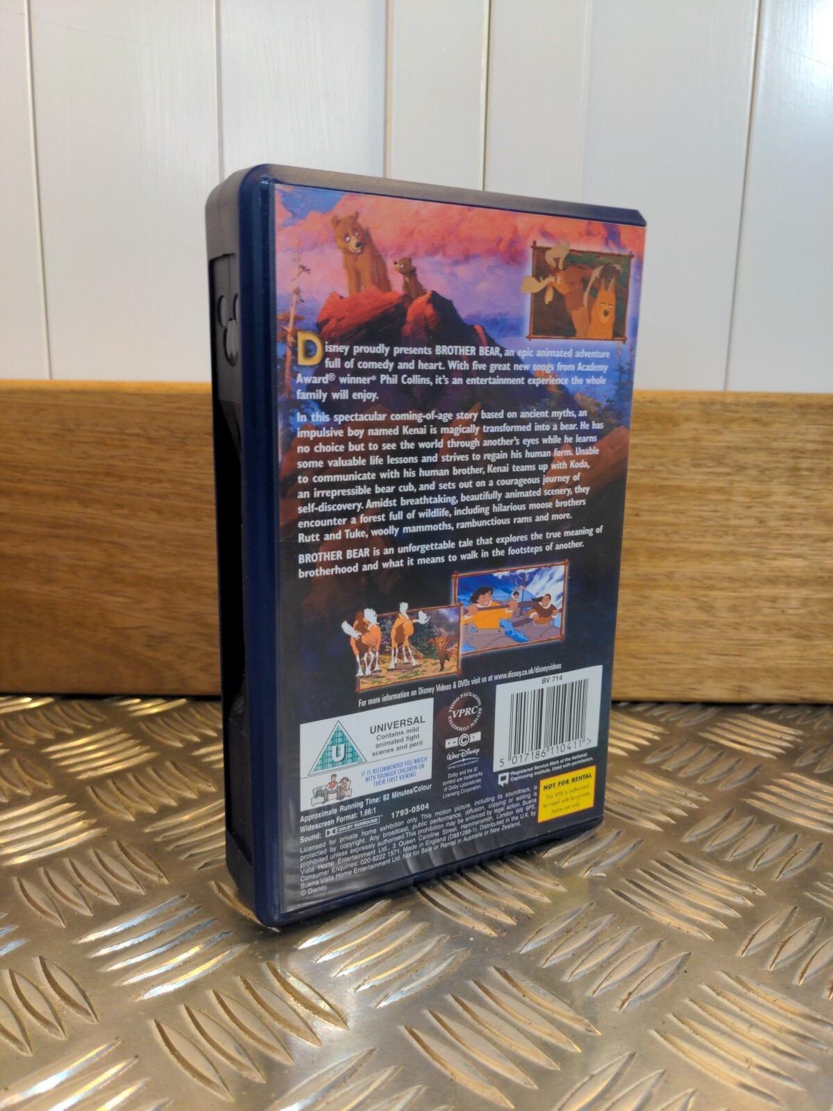 Disney Classics BROTHER BEAR Original 2004 VHS Video Tape + Blue