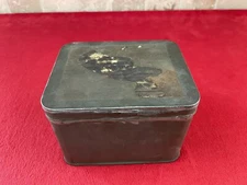 WW2 Starter Cartridges Tin Box USN USAAF Pilot Supply for 20 Aircraft Engine