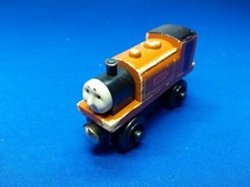 DUKE 2000 No name on bottom / Vintage Thomas Friends Wooden train