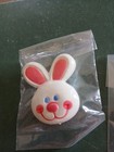9 Vintage Novelty/Ski Pins•bunny•Snoopy•marlboro•Mars•better Lovers•jackalope  — photo 3