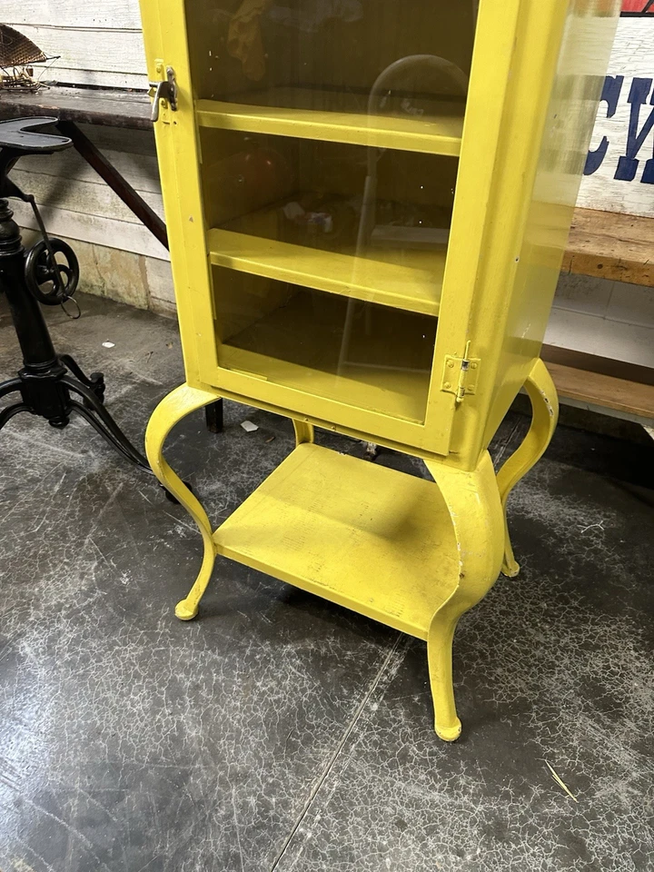 Antiguo gabinete médico cocina industrial dental rústico exhibición de entrada década de 1900 Foto 3 de 4