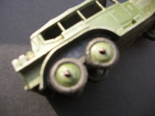 Dinky Vintage Six Wheel Reconnaissance Vehicle Staff Car - 152B original paint - Picture 10 of 11