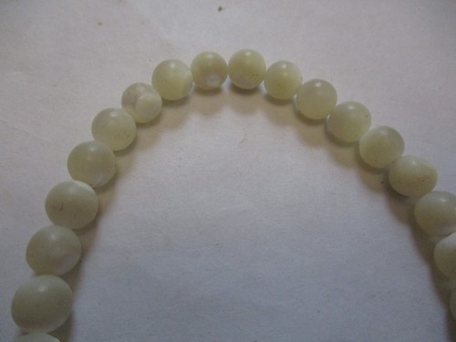 Antique 18 Inch Long White MOTHER OF PEARL Stone Beaded Necklace Barrel Clasp - Picture 8 of 11