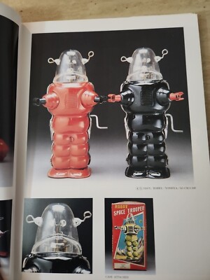 Teruhisa Kitahara / TIN TOY ROBOTS T Kitahara Collection