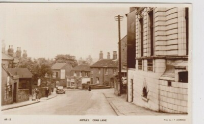 ARMLEY, LEEDS - CRAB LANE S/W POSTKARTE 