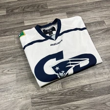 BAUER Champlin Park V-Neck White / Blue #5 Hockey Jersey Boy's Size XL