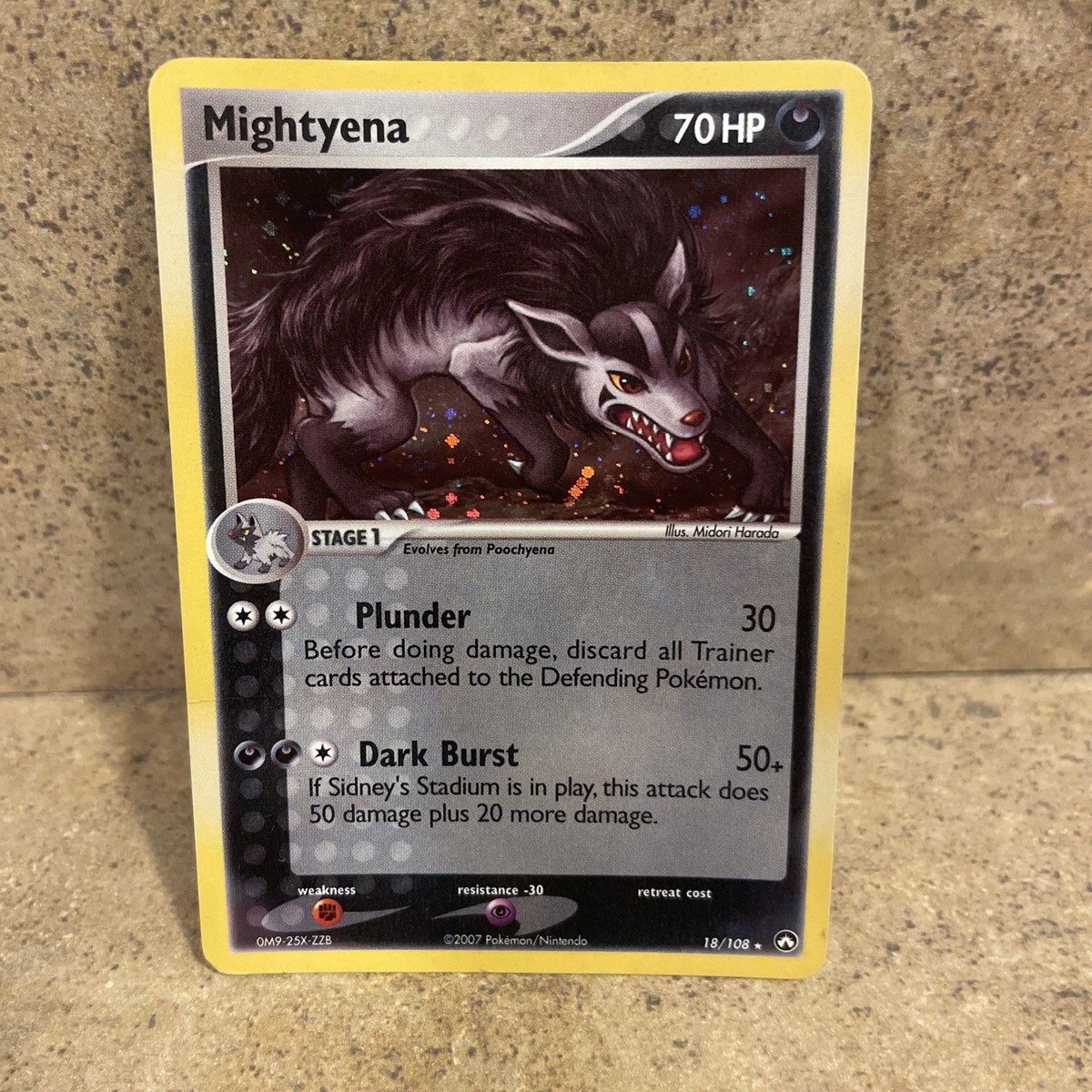Mightyena - 18/108 (Cosmos Holo) Holo Rare 18/108 - Pokemon TCG