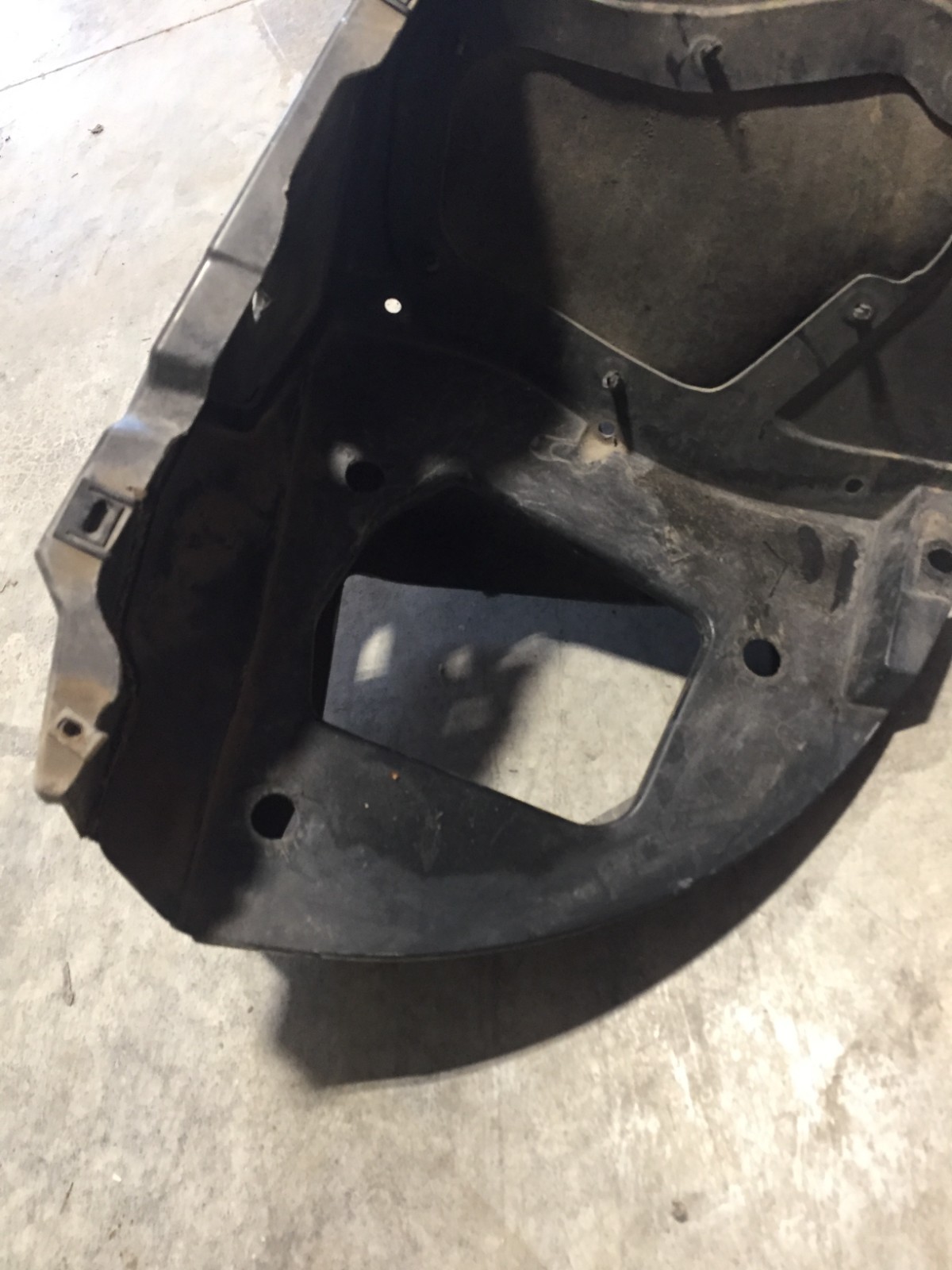 Chevrolet Corvette 2005-2013 Front Left Inner Fender liner
