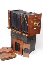 Meagher, luxurious folding Camera 24x30