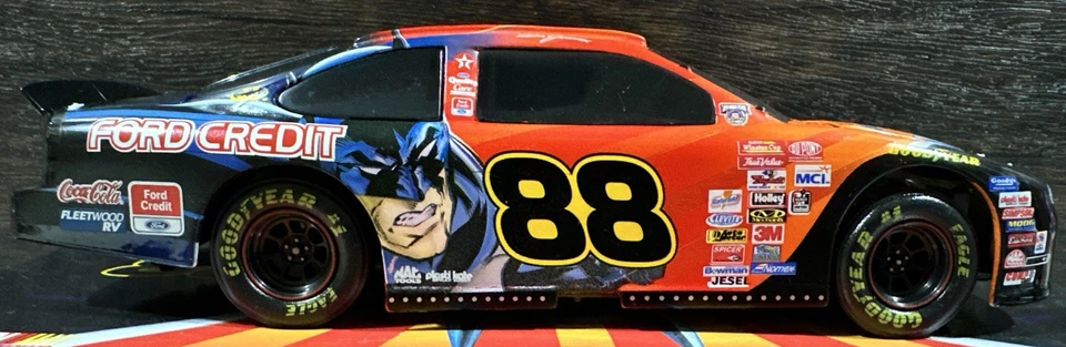 Dale Jarrett 1998 cuidado de calidad Batman Ford 1/24 acción Nascar diecast BW Bank Foto 4 de 4