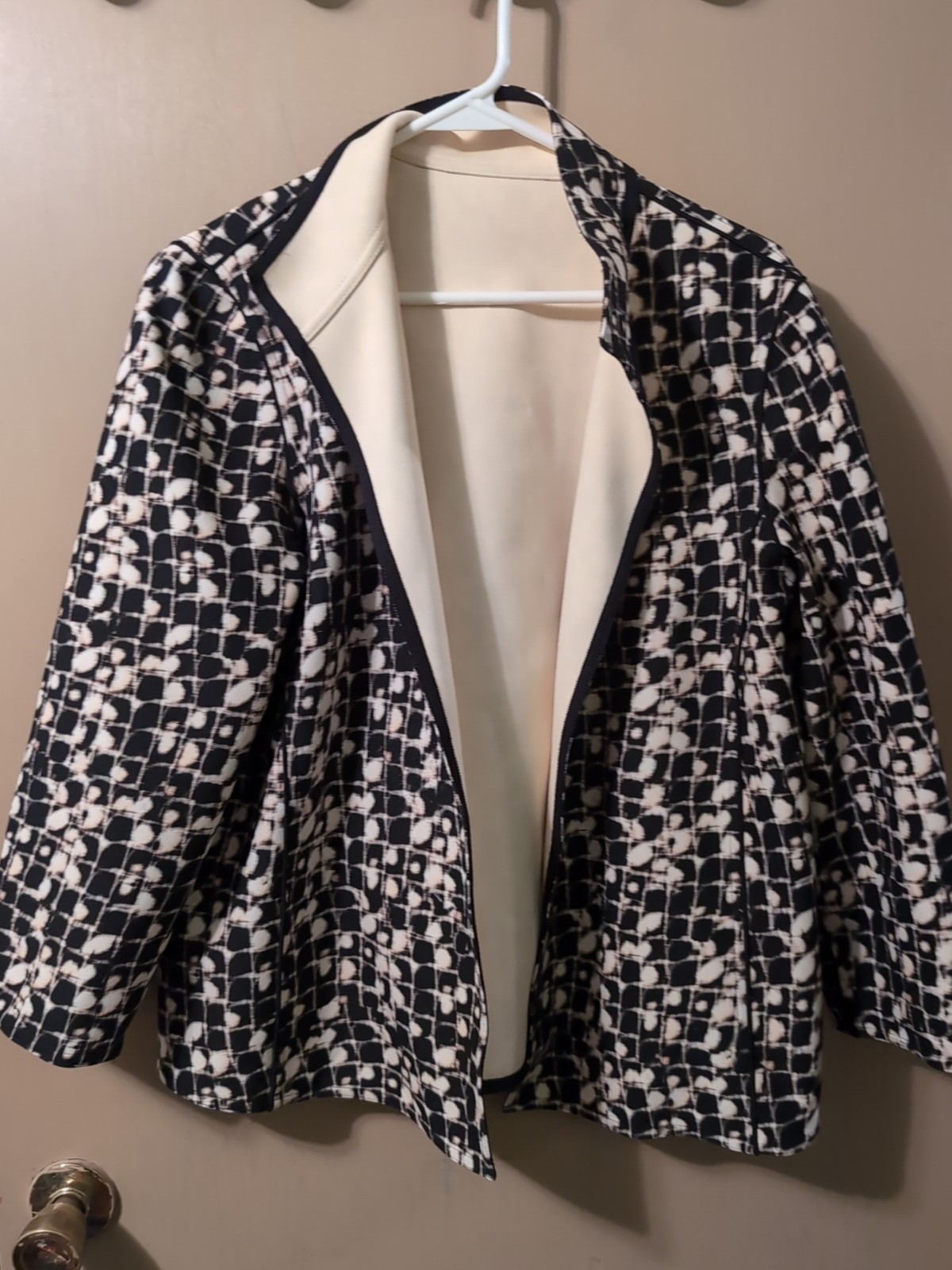 Reversible Jacket Size Medium Large - image 1