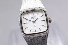 Vintage [Exc+5] SEIKO  4702-3001 Silver  Quartz Ladies Watch From JAPAN