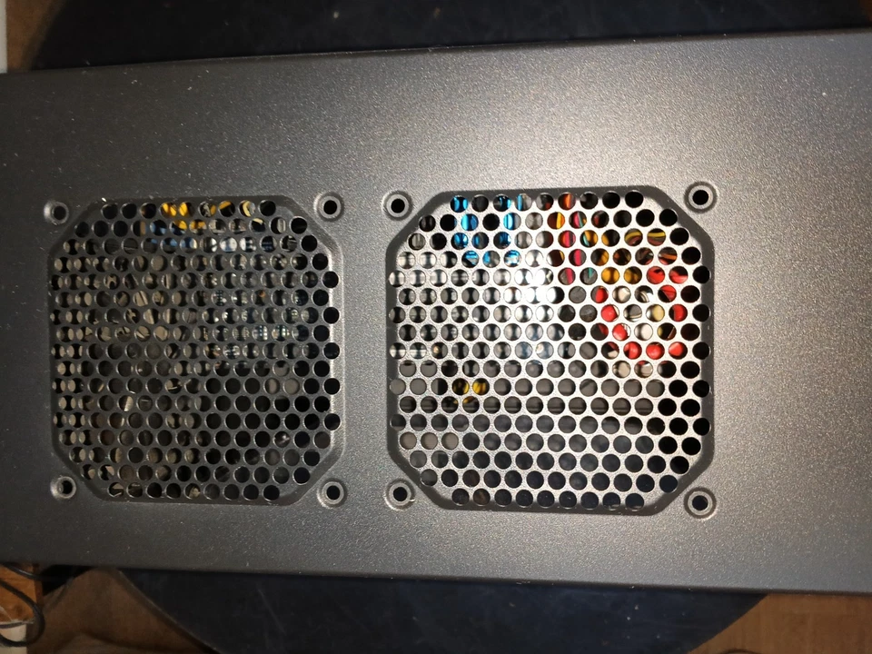 Estuche para ordenador Cooler Master Elite 430 torre media. Foto 4 de 4