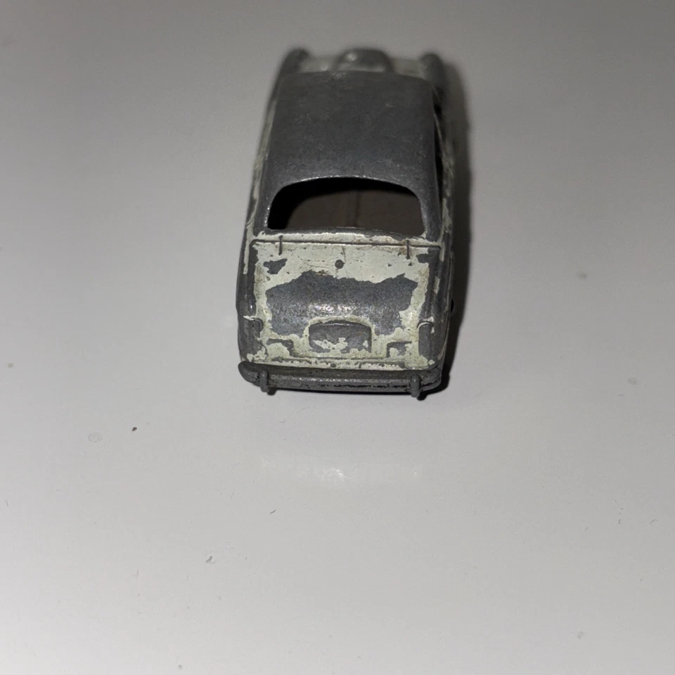 Matchbox Lesney Wolseley 1500 Nº 57 Coche de Juguete Modelo Coleccionable De Colección Verde Pálido Foto 3 de 4