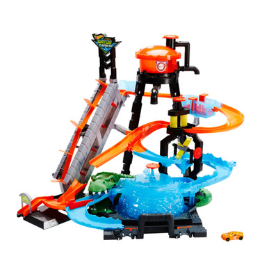 Hot Wheels Ultimate Gator Car Wash Playset - Used