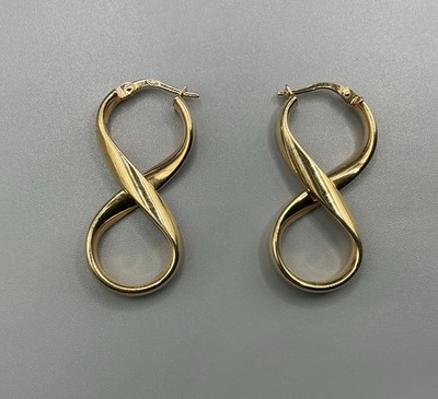 9 kt Gold Figur von acht Creolen - 375 Punze