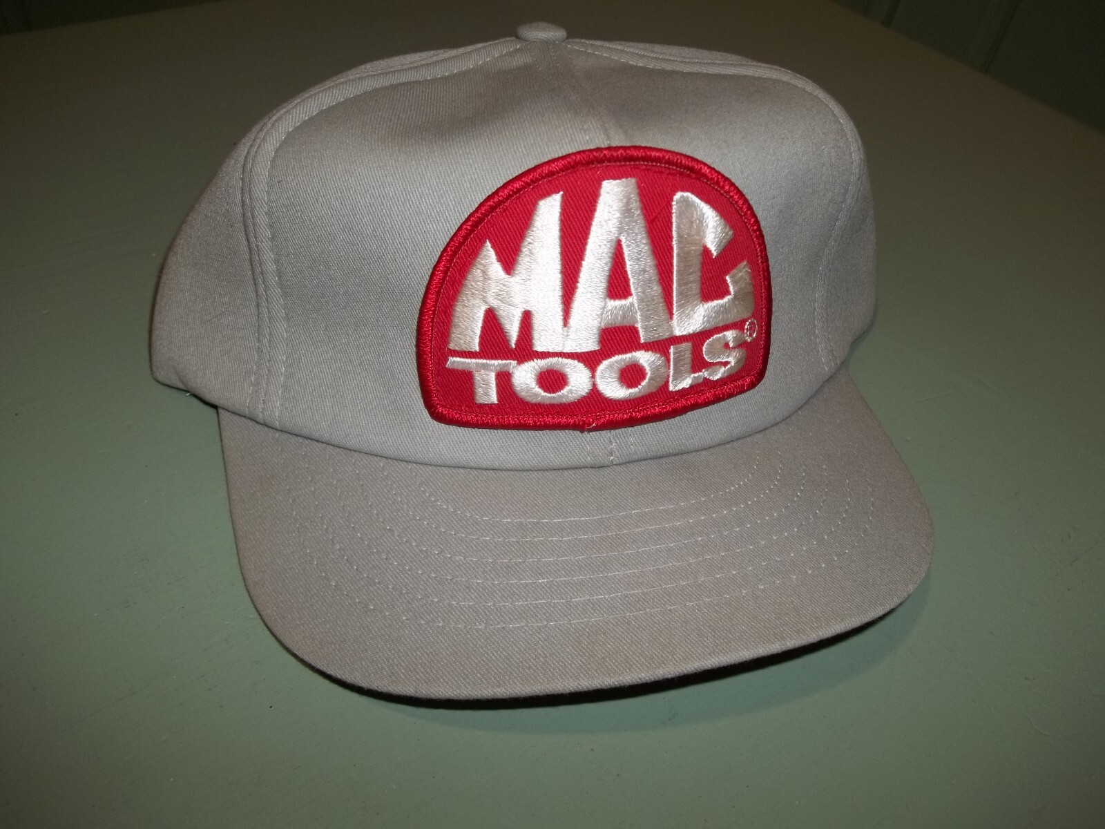 MAC TOOLS Patch GRAY RED Trucker Hat Snap Back Ba… - image 1