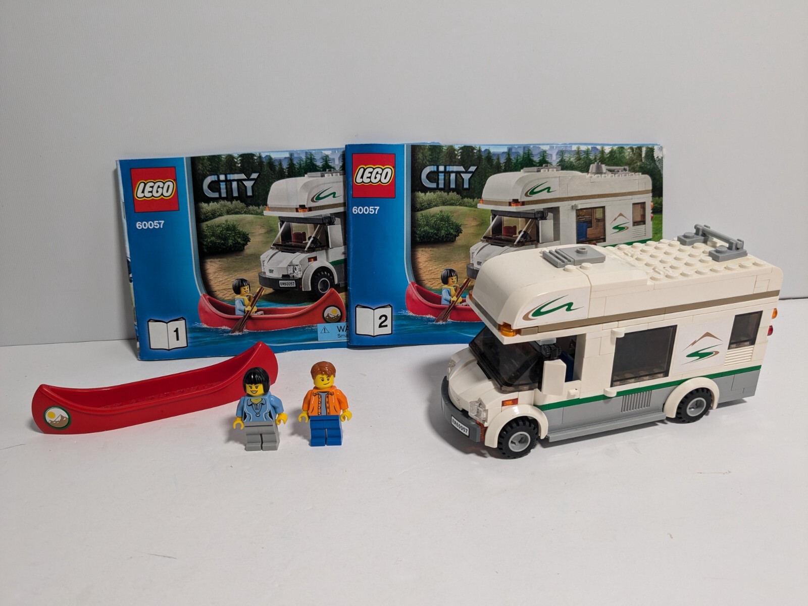 LEGO CITY: Camper Van (60057) - Complete + Instructions