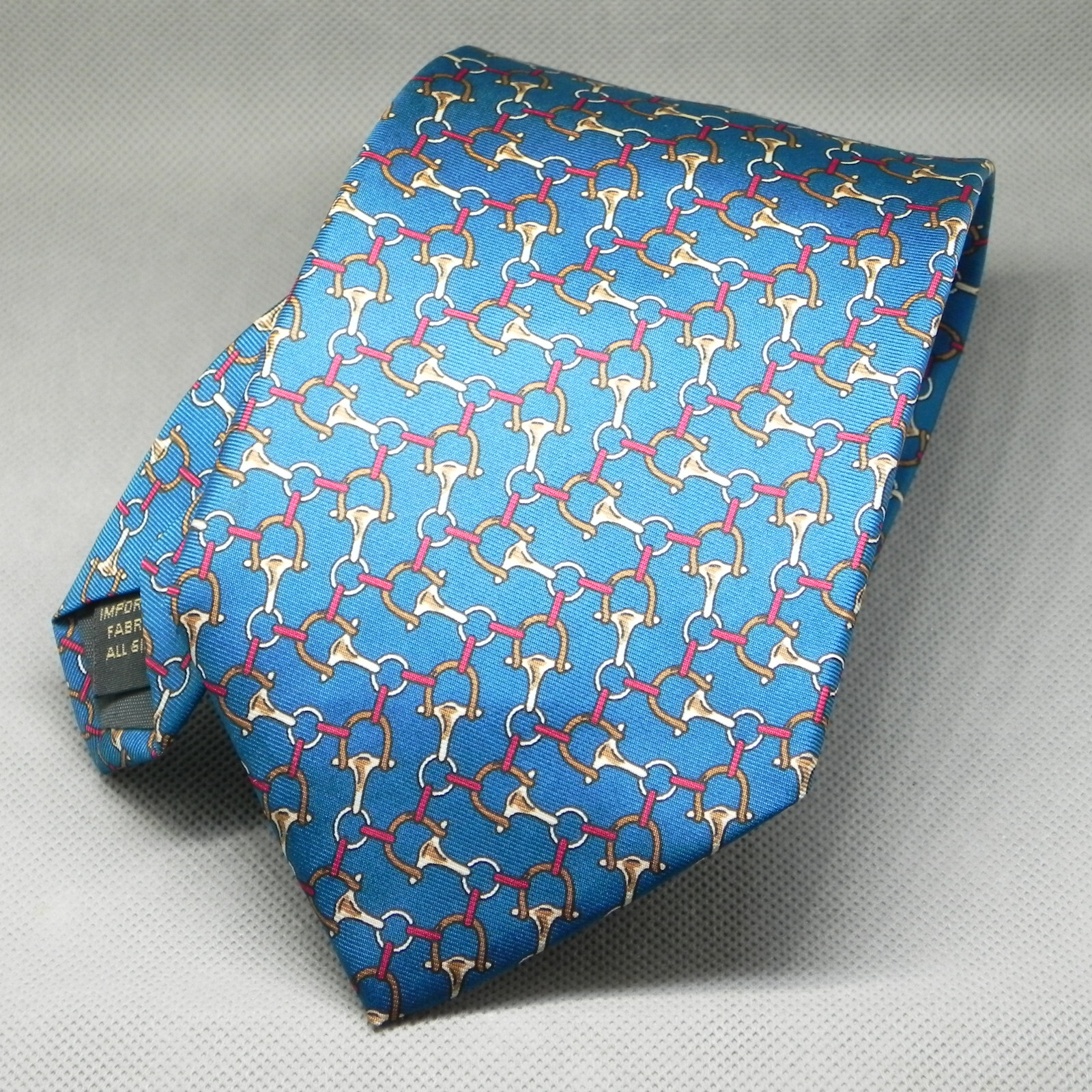 Bert Pulitzer Lord Taylor  Men's Necktie All silk Made in USA