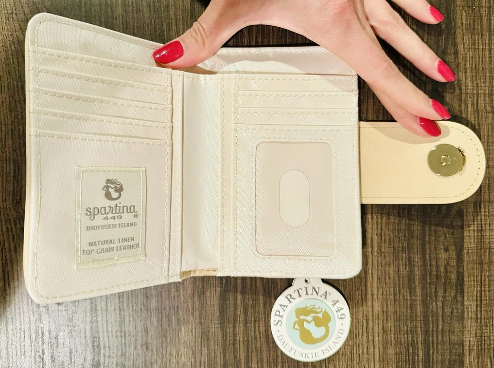 Spartina 449 Dafuskie Island SC Bifold Women’s Wallet, New W/ Tags - Image 3 of 4
