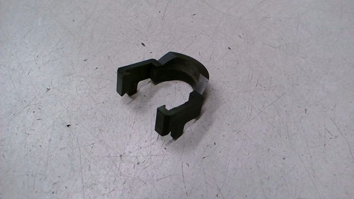 Halteklammer Halter Spritzdüse Waschdüse SWA VW Phaeton 3.0 V6 TDI DPF 4MOTION