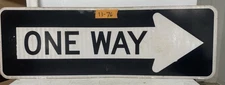 Authentic Road Street Traffic Sign One Way Right 12"x36". Lot 11-76