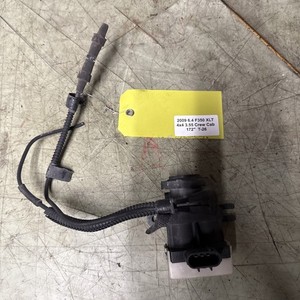 4WD Hub Locking Solenoid for Ford Super Duty and Excursion Models OEM