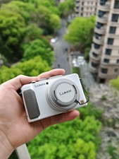 Panasonic LUMIX DMC-LX7 Digital Camera English 10.1MP 3.8x Optical Zoom white