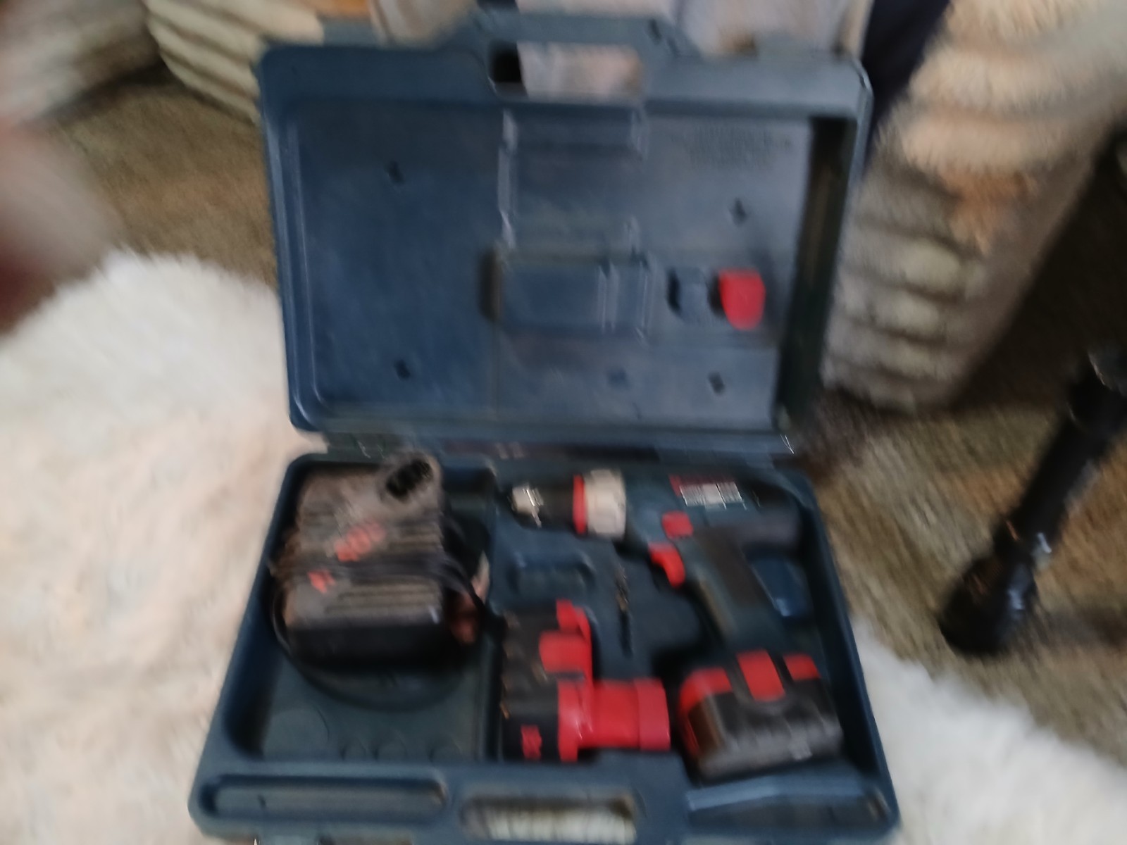 Set Black Red Keyless Chuck Battery Included With Case