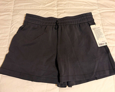 lululemon Softstreme Women s High-Rise Short Black Pockets 4in