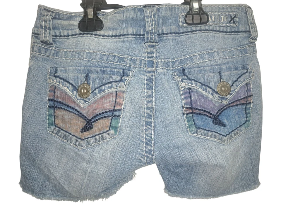 Lot of 3 Womens Denim Shorts 5/6 Juniors Distressed Cutoff Mid Rise Blue Jean - Image 4 of 4