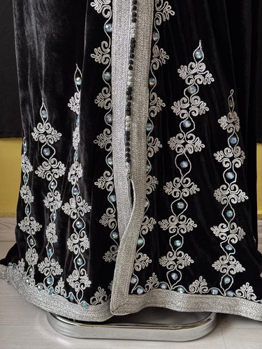 Black Velvet Kaftan,henna kaftan,traditional kaftan,vintage kaftan,moroccan - Picture 7 of 9