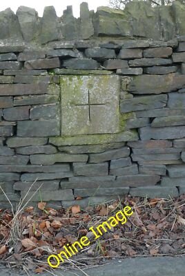 Foto 6x4 Nachlass Grenzstein, Stoney Ridge Road Shipley\/SE1437 This i c2013