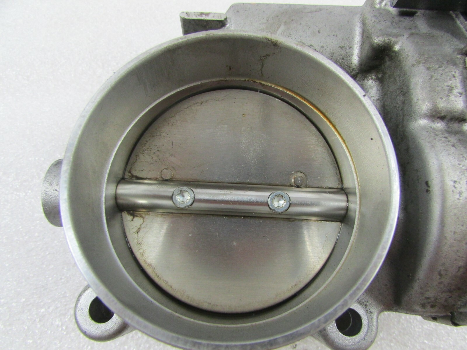 Maserati Ghibli, Throttle Body Assembly, Used, P/N 279575