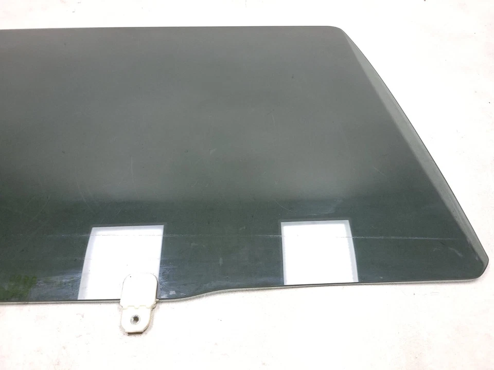 2007 - 2013 Mitsubishi Outlander Window Glass Rear Passenger Side Right OEM - Image 4 of 4